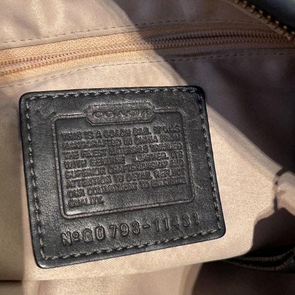 Coach shoulder bag - Picture 5 of 8